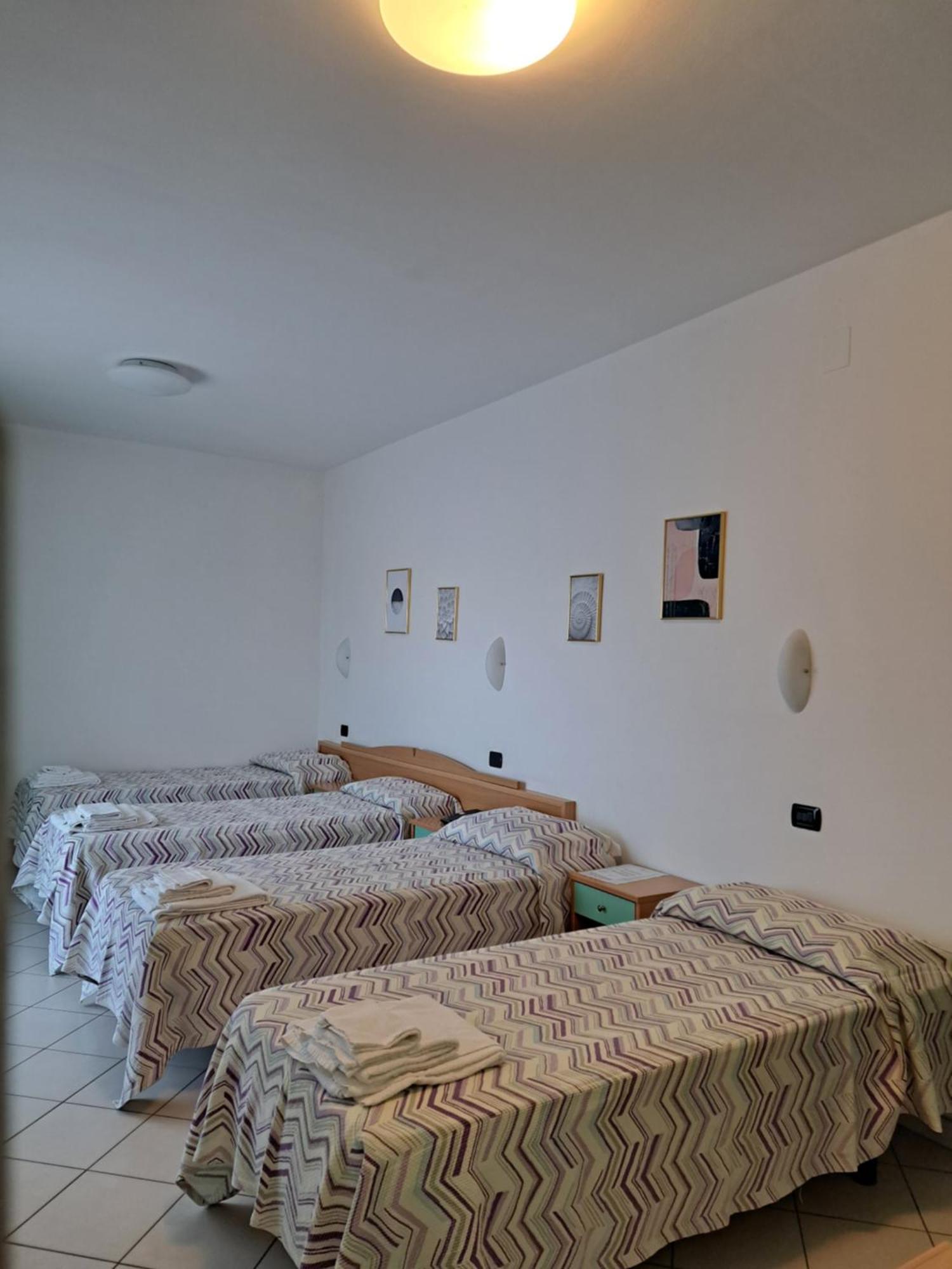 Hotel Marebello Tortoreto Esterno foto