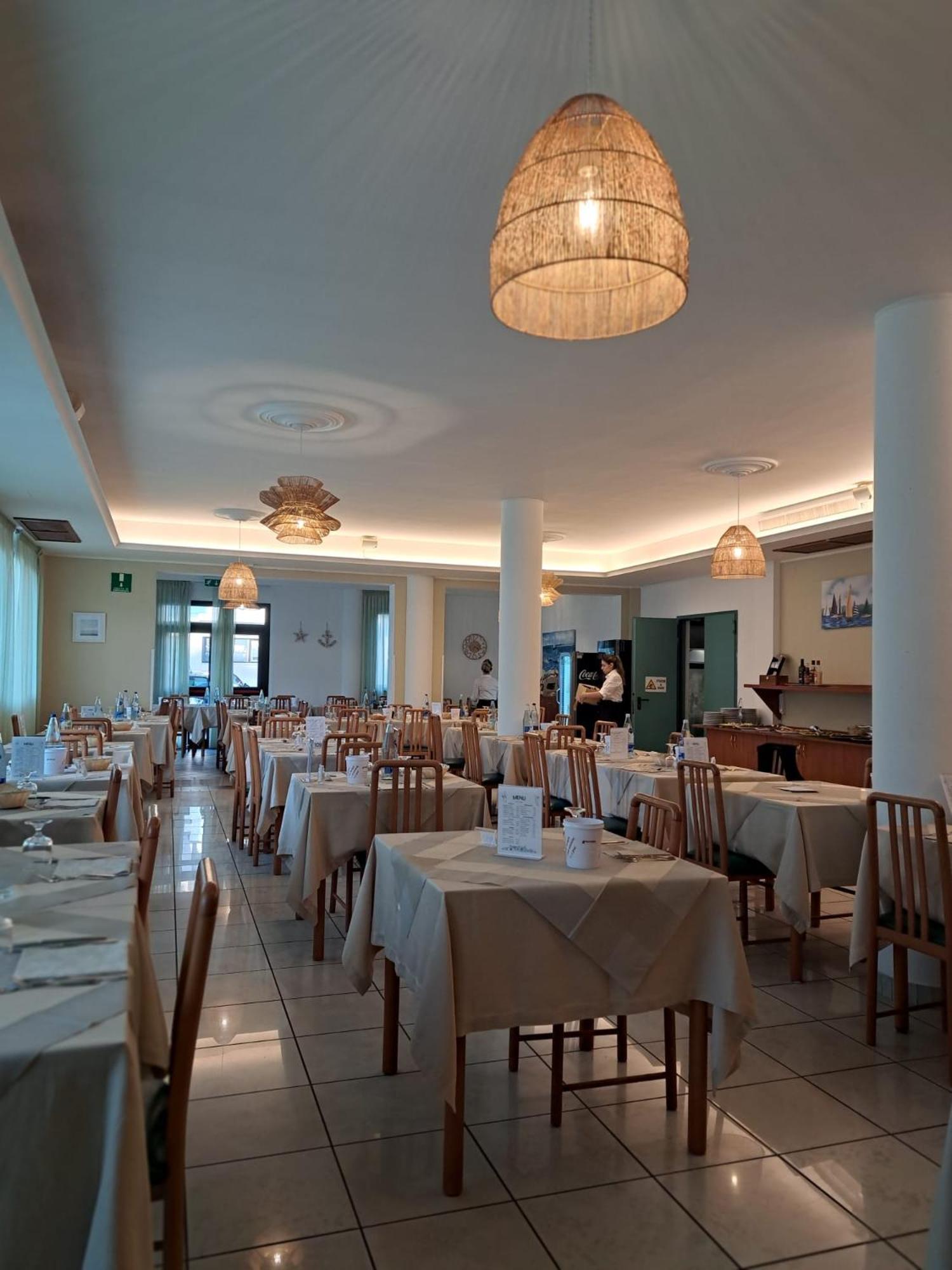Hotel Marebello Tortoreto Esterno foto